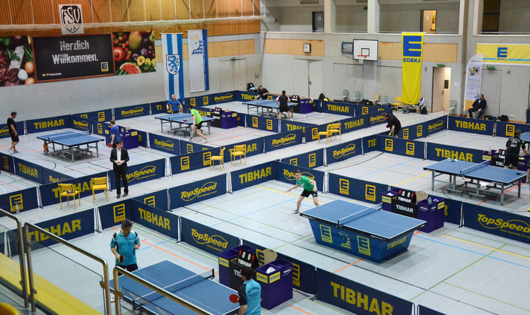 Die Paul-Wegmann-Halle bot am Vorabend der Bayerischen Meisterschaften herrliche Spielbedingungen...