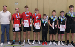 Siegerteams Hirschau (in rot) 