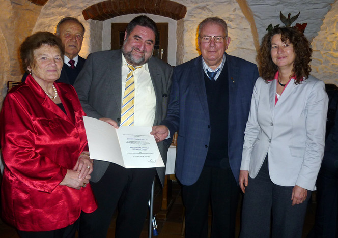 Gertraud Haag, Altlandrat Hans Schuierer, BTTV-Präsident Claus Wagner, Leiter des LLZ Burglengenfeld Fritz Haag, OStD Dr. Beate Panzer (v.l.n.r., Foto: Paul Münster)