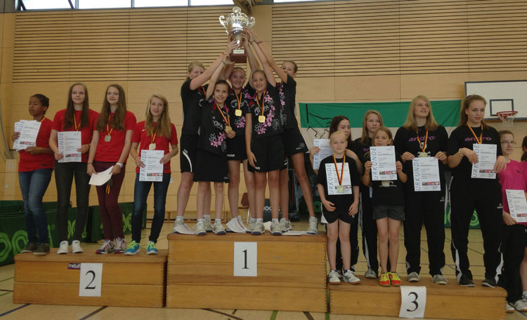 We are the Champions: Die Deutschen Meisterinnen vom SV DJK Kolbermoor. Fotos: Zsolt Hollo