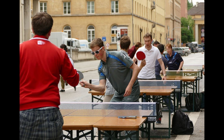 Biertisch-Tischtennis-Turnier in München